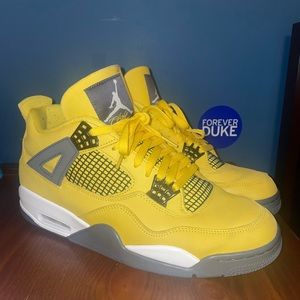 Air Jordan 4 Retro Lightning - Size 12